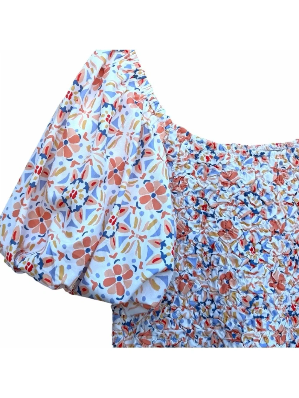 NWT Anthropologie Dolan smocked Smocked Puff-Sleeve Floral Crop Top